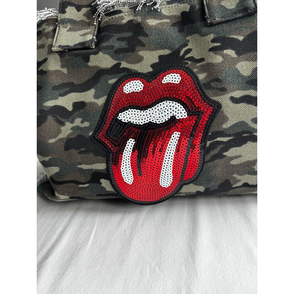 Rolling Stones Camo Canvas Tote Bag Sequin Tongue Fringe Zip Top - Picture 3 of 8